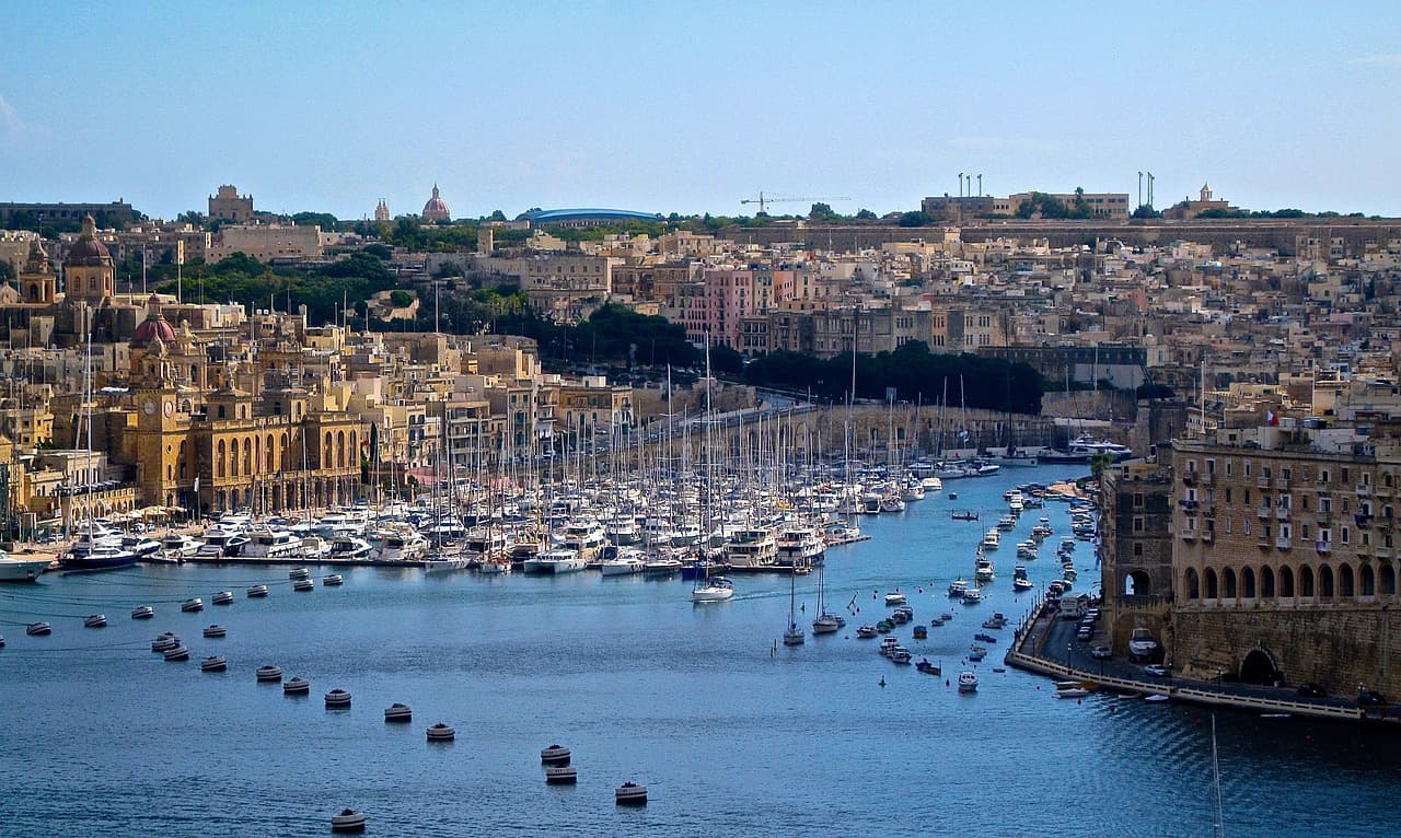 Malta - Safe, Growing Economy & EU Work Rights